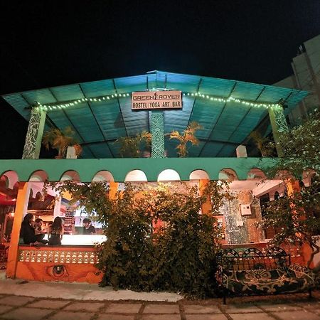Green Rover Hostel By Gypstead Vagator Exterior foto