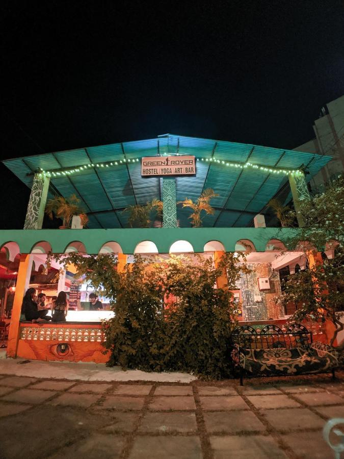 Green Rover Hostel By Gypstead Vagator Exterior foto
